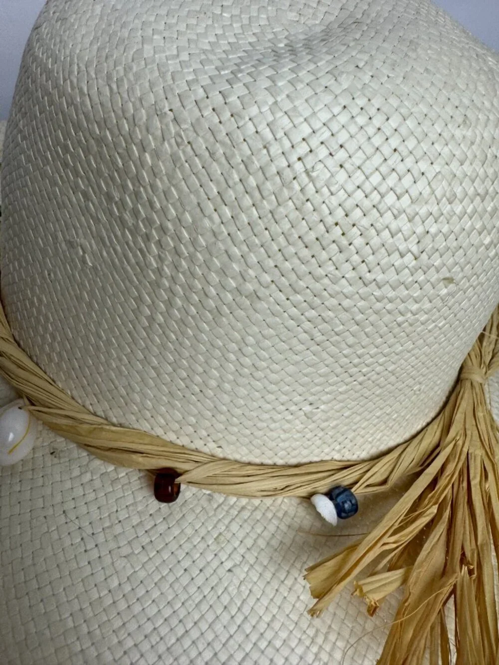 NWOT  Sun Hat Floppy Brim  100% Natural Fibre Shells
